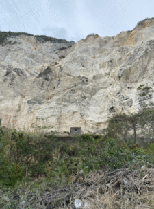 Sobre el modo infraestructural en los trópicos, Editorial Teseo 2025